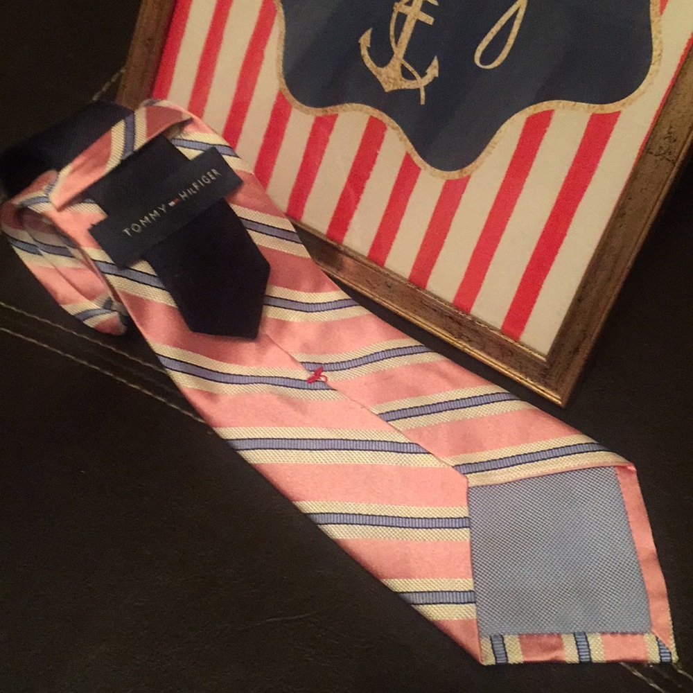 NWOT Tommy Hilfiger Necktie 👔